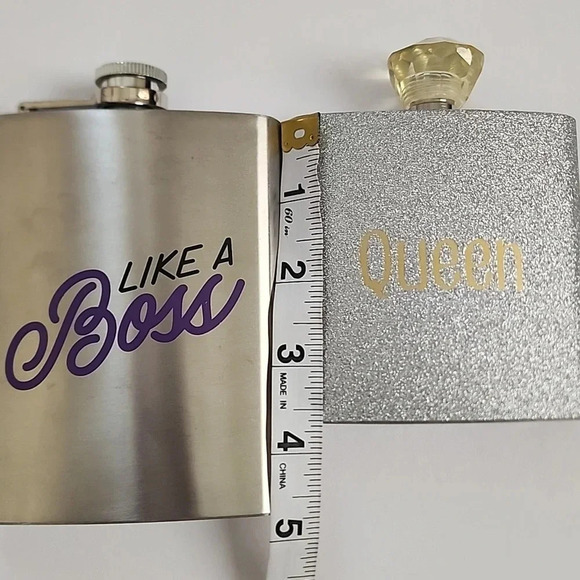 Flasks 2x Stainless Steel Flasks Never Used "like a boss 8oz & queen" Screw Tops - Picture 9 of 16